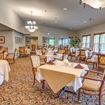 Gilman Grove Assisted Senior Living in Oregon City, Oregon dining room