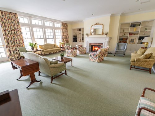 Image of Clara Welch Thanksgiving Home (4)
