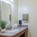 Image of Goldwater Care Pontiac (5)