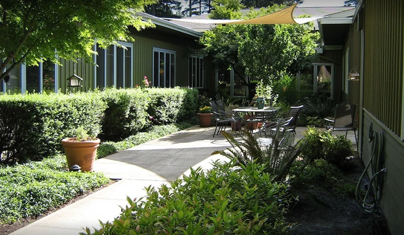 Image of Pacific Gardens Alzheimer's Special Care Center (6)