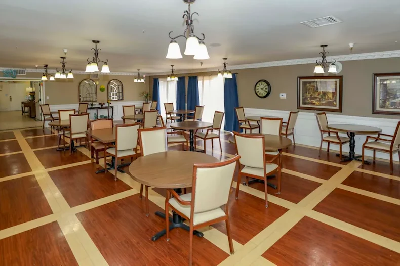 Image of Sea Cliff Assisted Living (3)