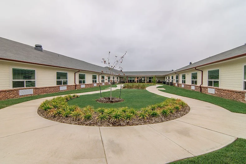 Image of Lakewest Assisted Living (9)
