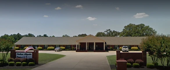 Image of Southern Magnolia Golden (1)