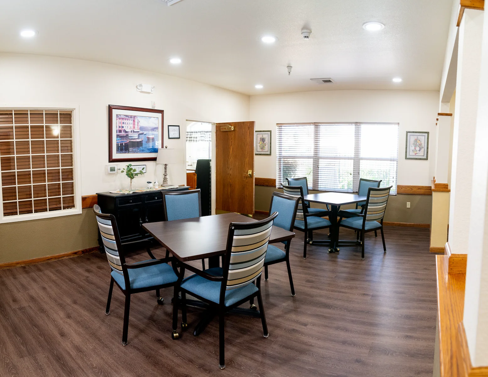 Image of Astoria in Tracy (3)