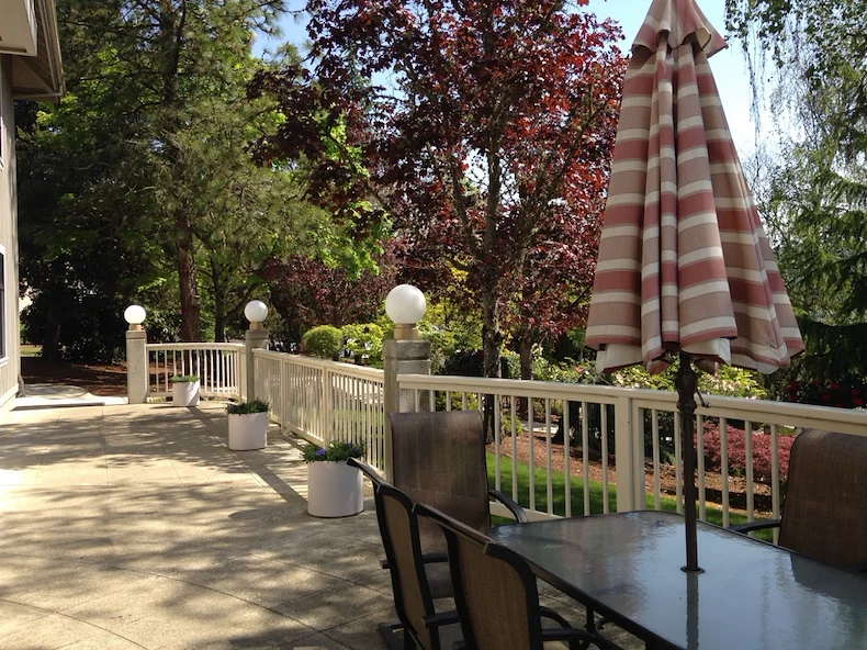 Image of Linus Oakes Village (2)