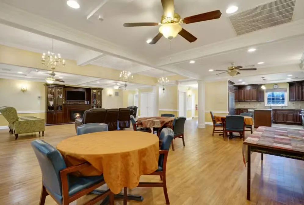 Image of Fox Trail Memory Care Living at Chester (4)