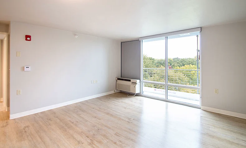 Image of Skyline Manor (8)