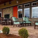Fieldstone on Clear Creek Independent and Assisted Living outdoor sitting area
