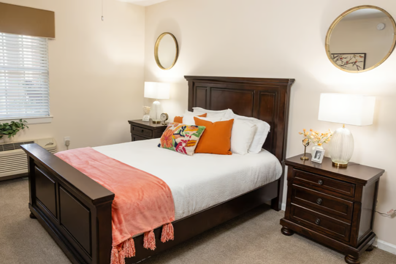 Image of Commonwealth Senior Living at Kings Grant House (2)