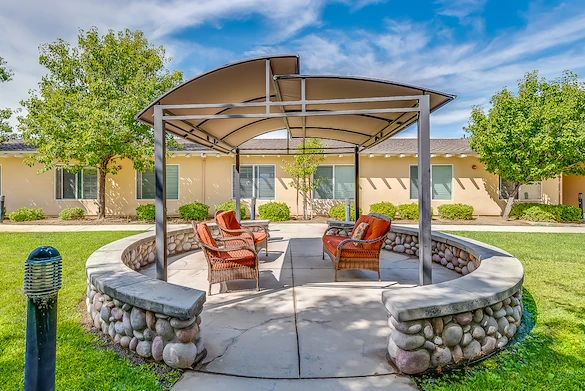 Image of Sunny Rose Glen (7)