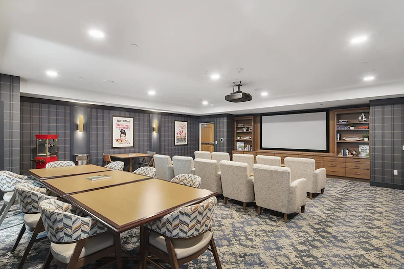 Image of The Waters Of Pewaukee (9)