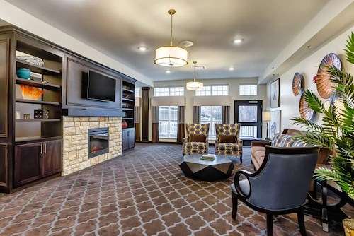 Image of The Oaks at Belmont Senior Living (3)