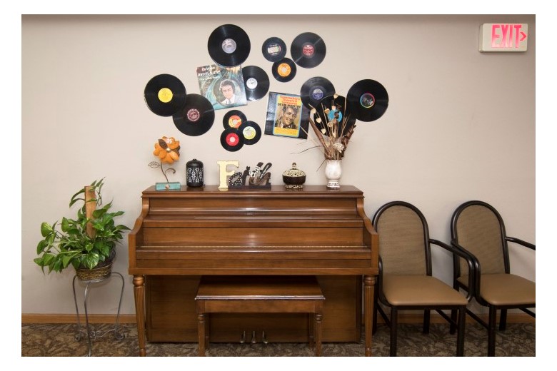 Image of Edgewood Norfolk Memory Care (4)