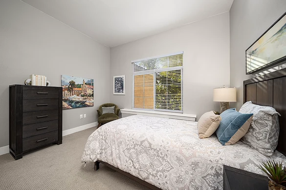 Image of Ivy Park at West Hills (9)