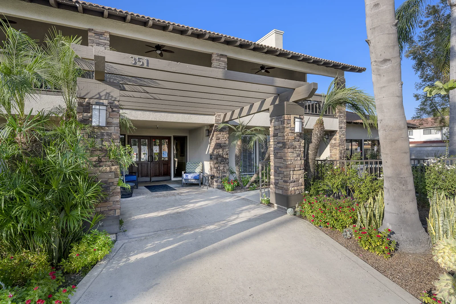 Image of Crescendo Senior Living (1)