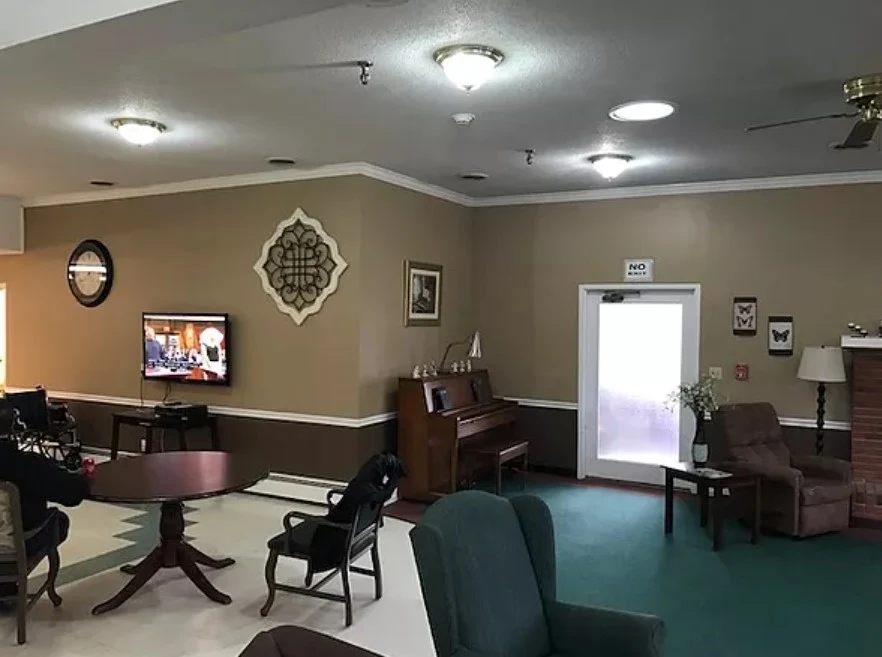 Image of Oakridge Of Plattsburg (3)