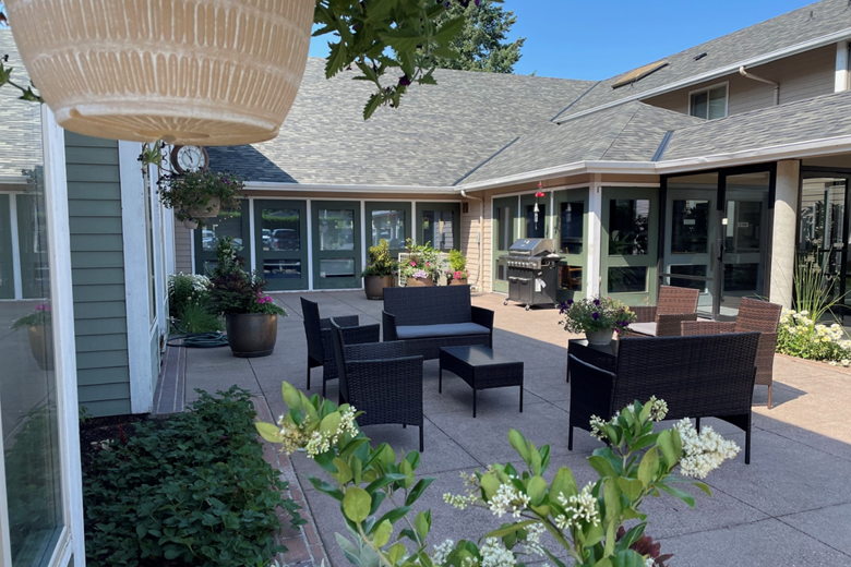 Image of Arbor Assisted Living (2)