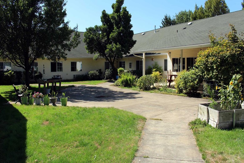 Image of River Park Senior Living (3)