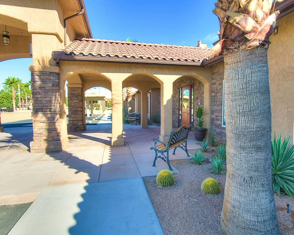 Image of Lake View Terrace Memory Care Residence (3)