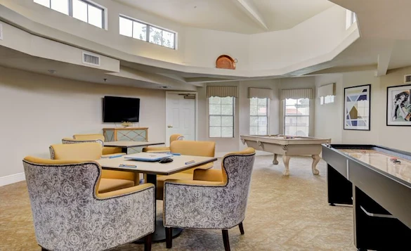 Image of The Garnet of Casa Grande (6)