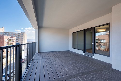Image of 1528 West Apartments (9)