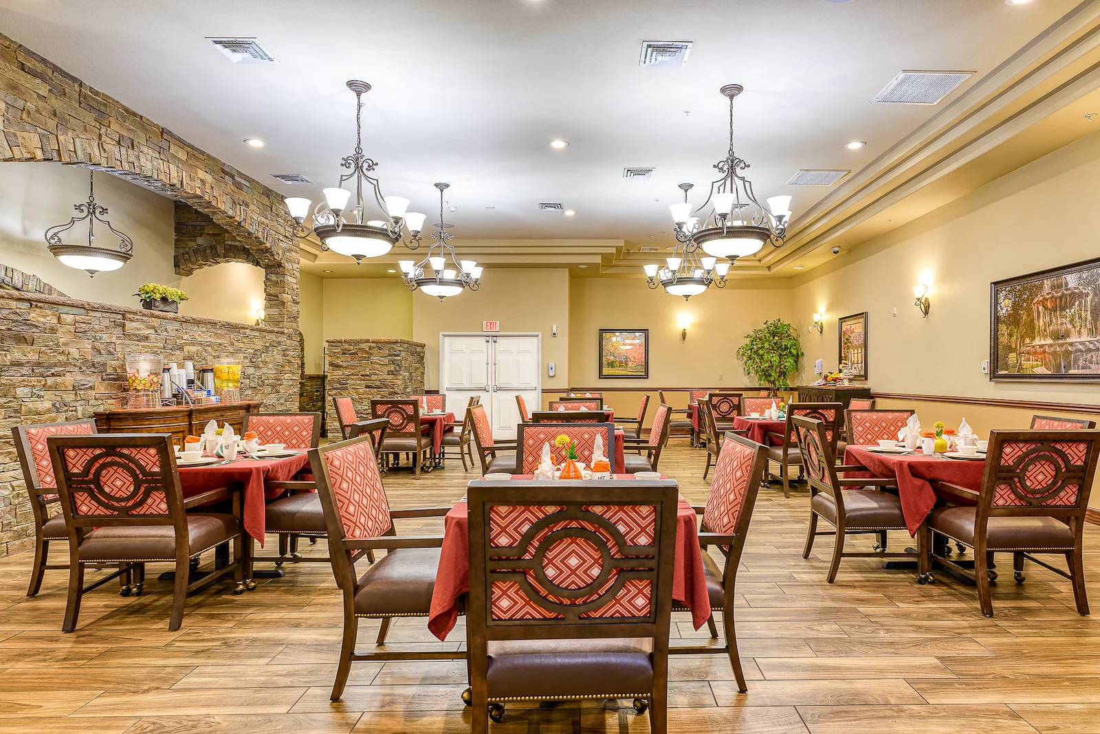 Image of The Grand at Southern Hills Memory Care (7)