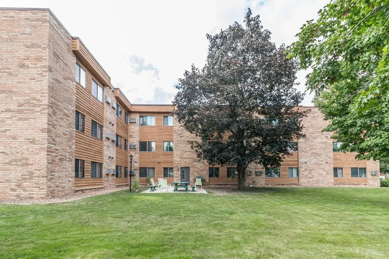 Image of Red Oak Manor (5)