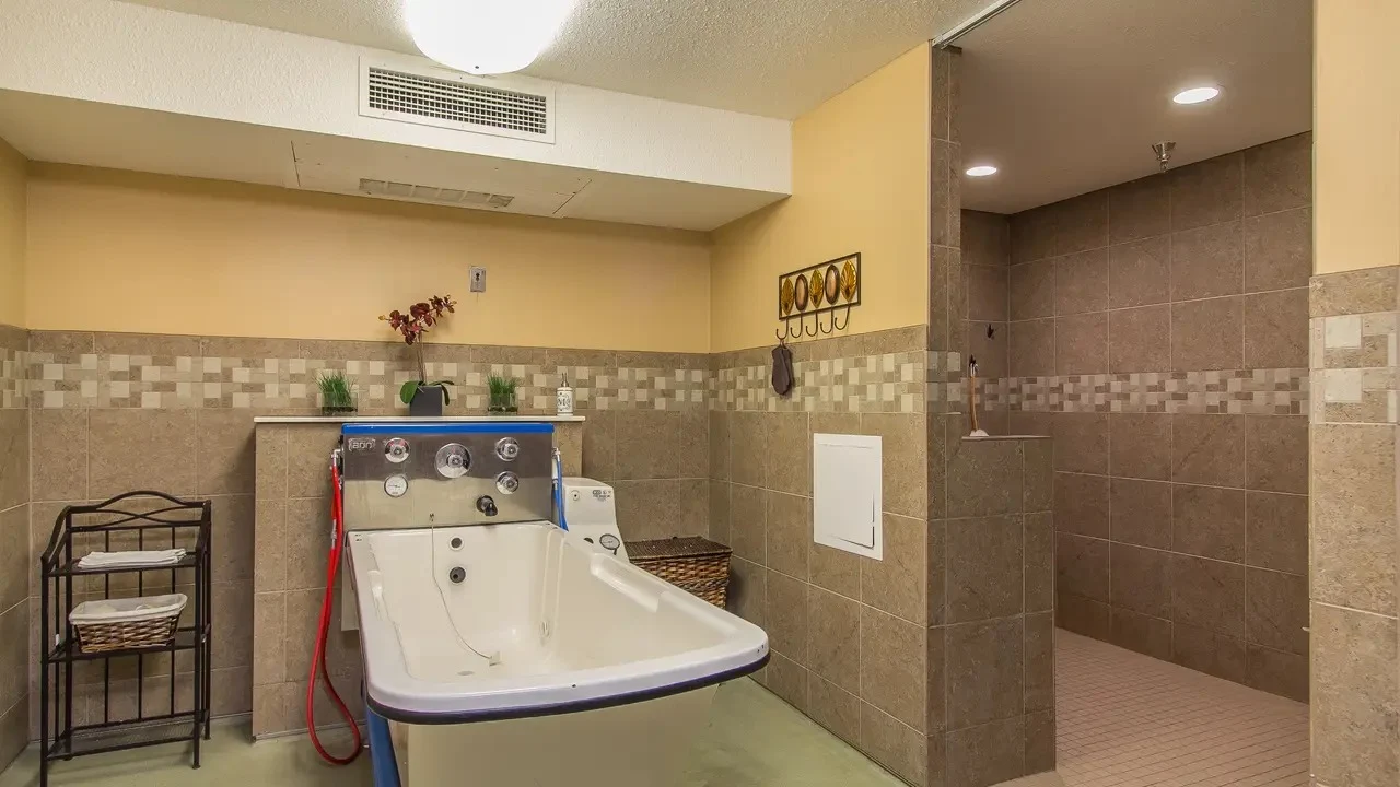 Image of Monterey Park Rehabilitation & Health Care Center (4)