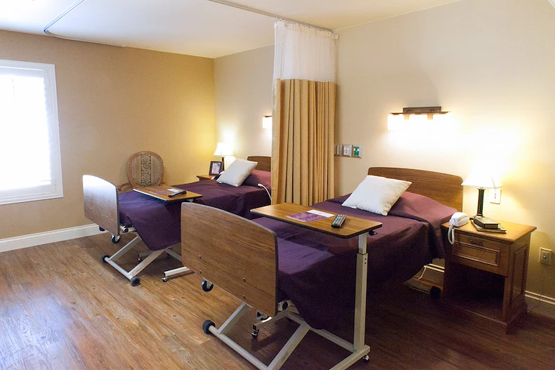 Image of Arlington Gardens Care Center (3)