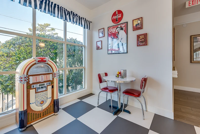 Image of Mission Villa Senior Living (8)