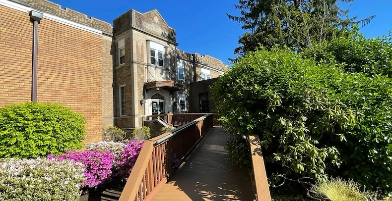 Image of Atlas Healthcare at Daughters of Miriam (1)