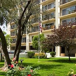 Image of Mount Rubidoux Manor (1)