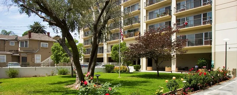 Image of Mount Rubidoux Manor (1)