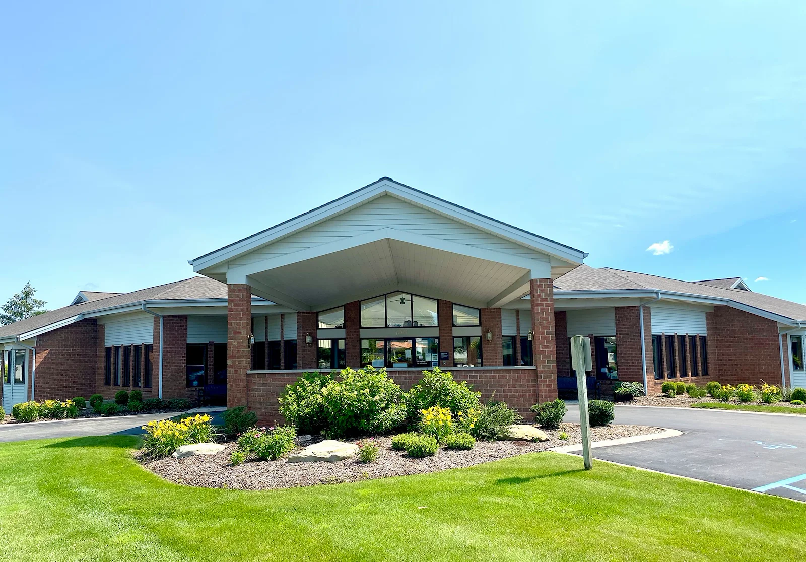 Image of Royal Atrium Inn (2)