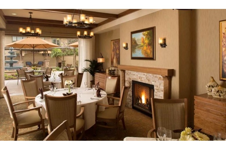 Image of Oakmont of Whittier (5)