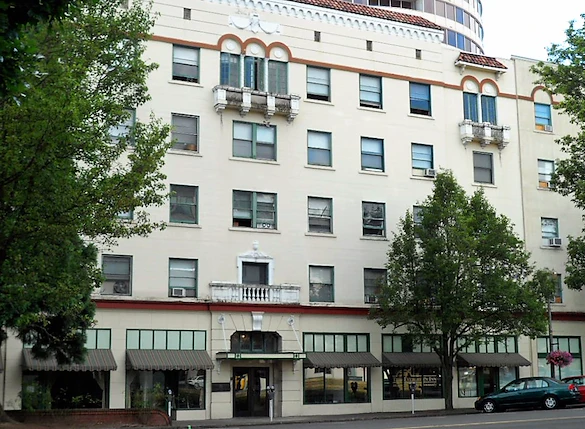 Image of The Evergreen Inn Vancouver (1)