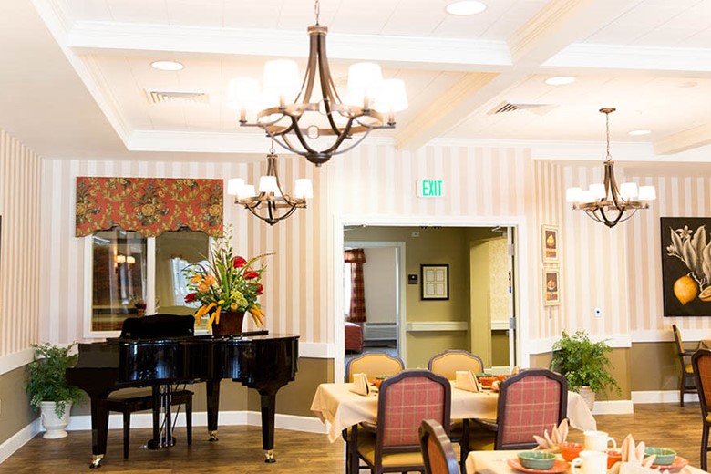 Image of The Peaks at Clinton Memory Care (7)