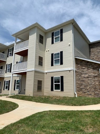 Image of Lyndon Square Senior Living (1)