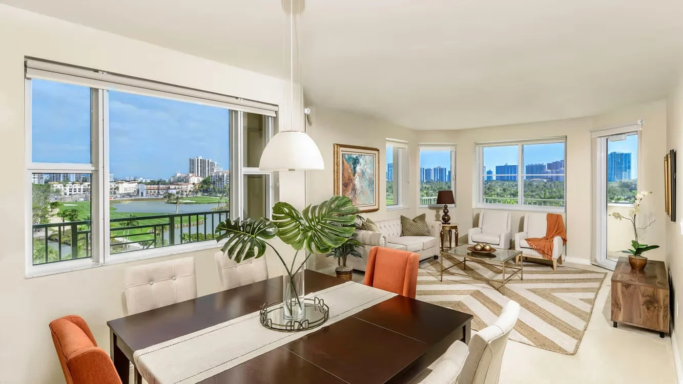 Image of Vi At Aventura (3)