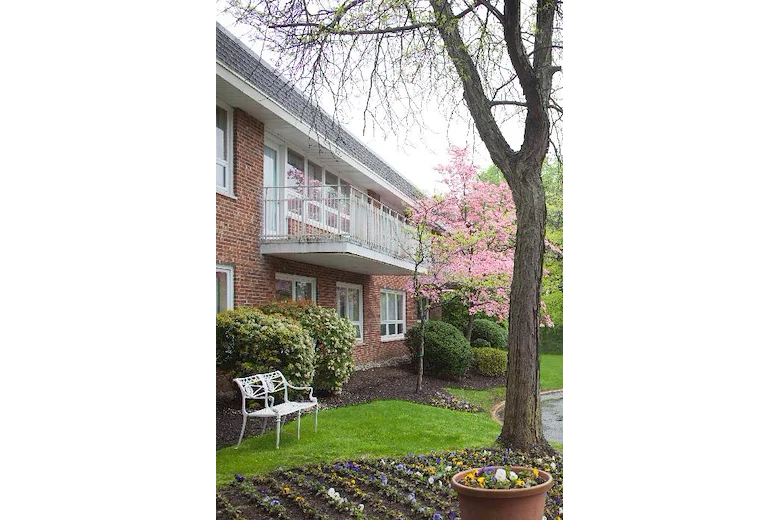 Image of Arbor Glen Center (1)
