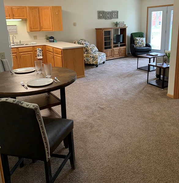 Image of Mills Harbour Assisted Living Lake (7)