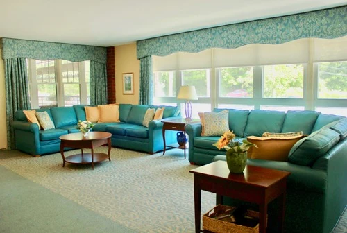 Image of Kennebec Plaza (3)