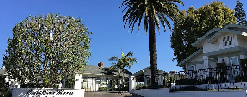 Image of Crest View Manor (1)