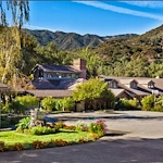 Image of Twelve Oaks Senior Living (1)