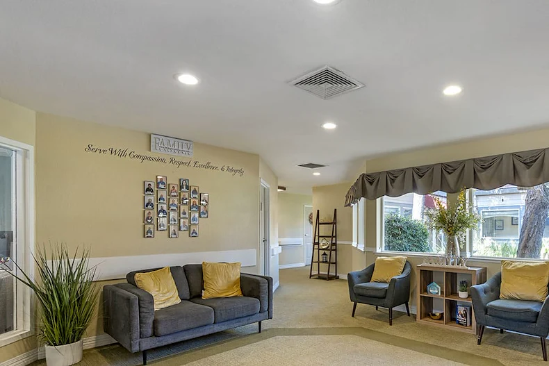 Image of Brookdale Roseville (2)