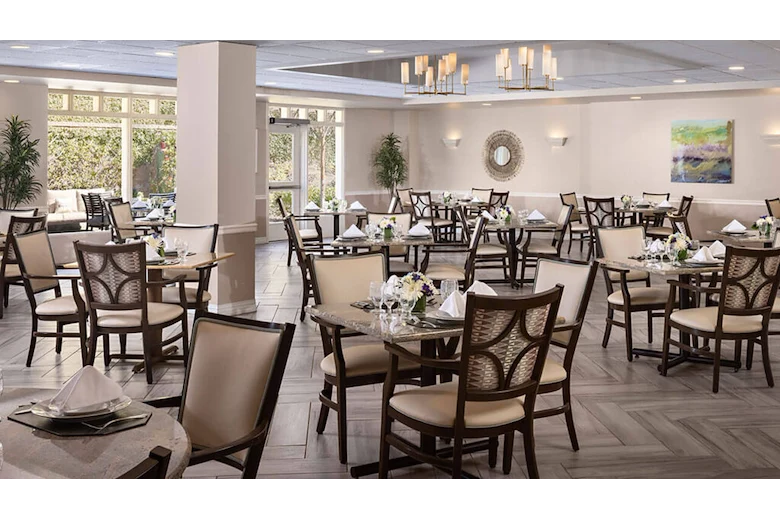 Image of Belmont Village Thousand Oaks (5)