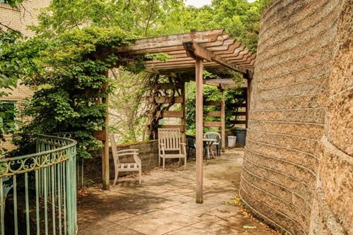 Image of Vincentian Schenley Gardens (2)