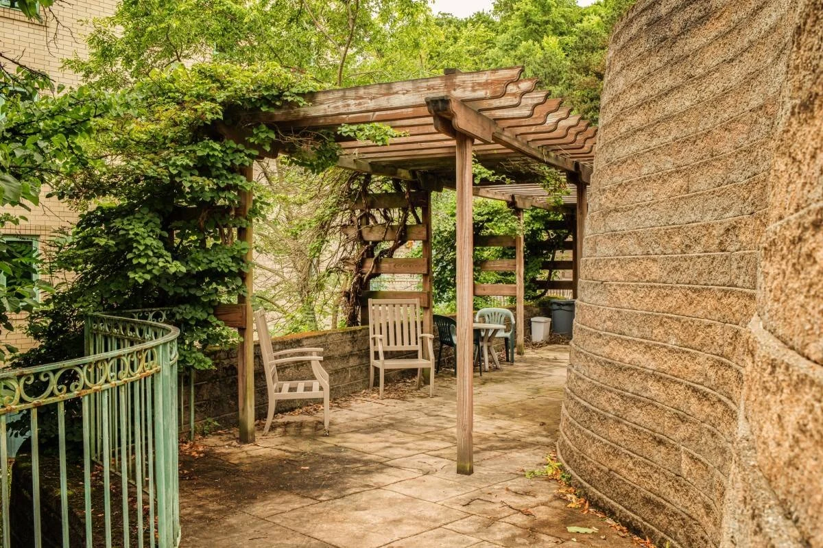 Image of Vincentian Schenley Gardens (3)