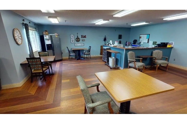 Image of Majestic Care Of North Vernon (2)