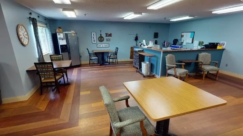 Image of Majestic Care Of North Vernon (2)